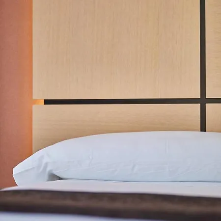 Silken Puerta Hotel