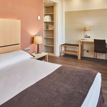 Hotel Silken Puerta