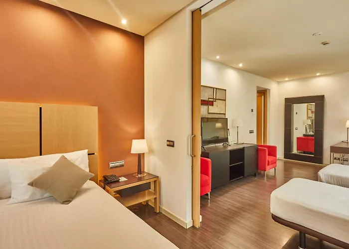 Hotel Silken Puerta