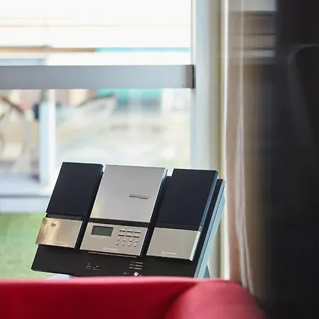 Hotell Silken Puerta 4*