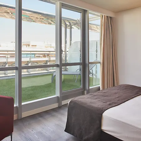 Hotell Silken Puerta Valencia