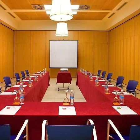 Silken Puerta Szálloda 4*