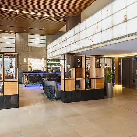 Silken Puerta Hotell 4*