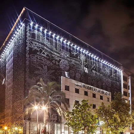 Szálloda Silken Puerta 4*