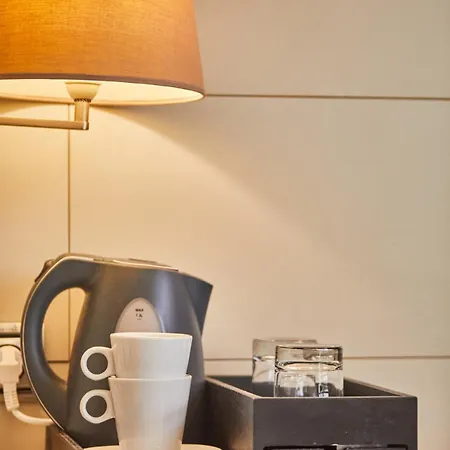 ホテル シルケン プエルタ 4*