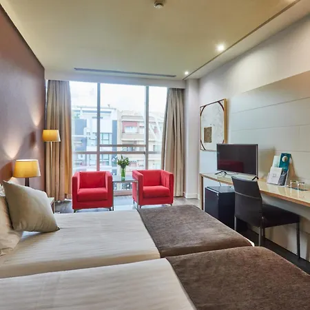 シルケン プエルタ 4* バレンシア