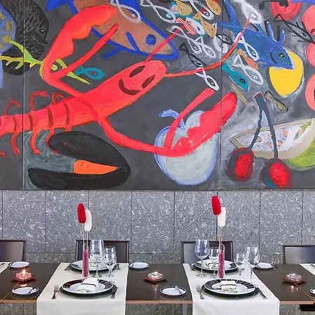 ホテル シルケン プエルタ